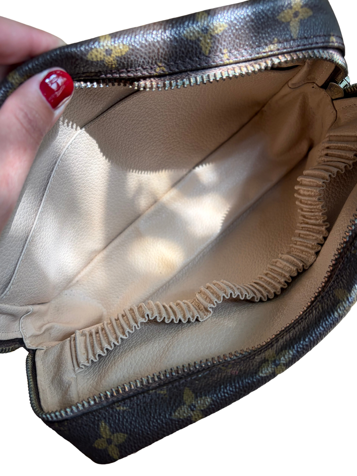Louis Vuitton Vintage Monogram Trousse 28